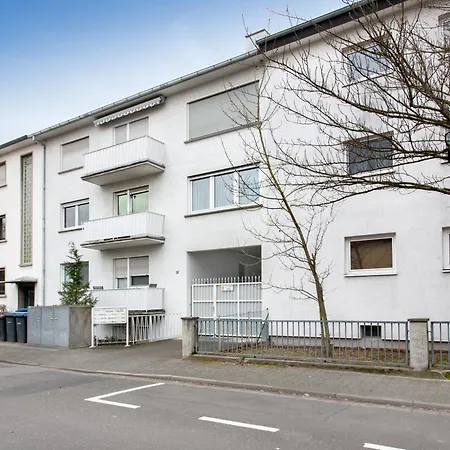 Ideal Short-term Near Frankfurt *